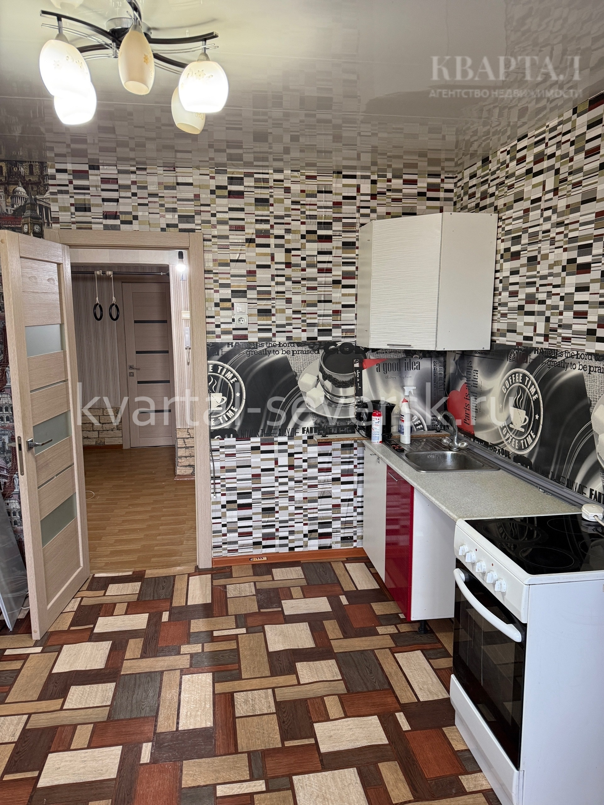 Продажа 3 к. квартира в г. Северске на ул. Горького, 30 — 60,5 м², 5/5 эт.