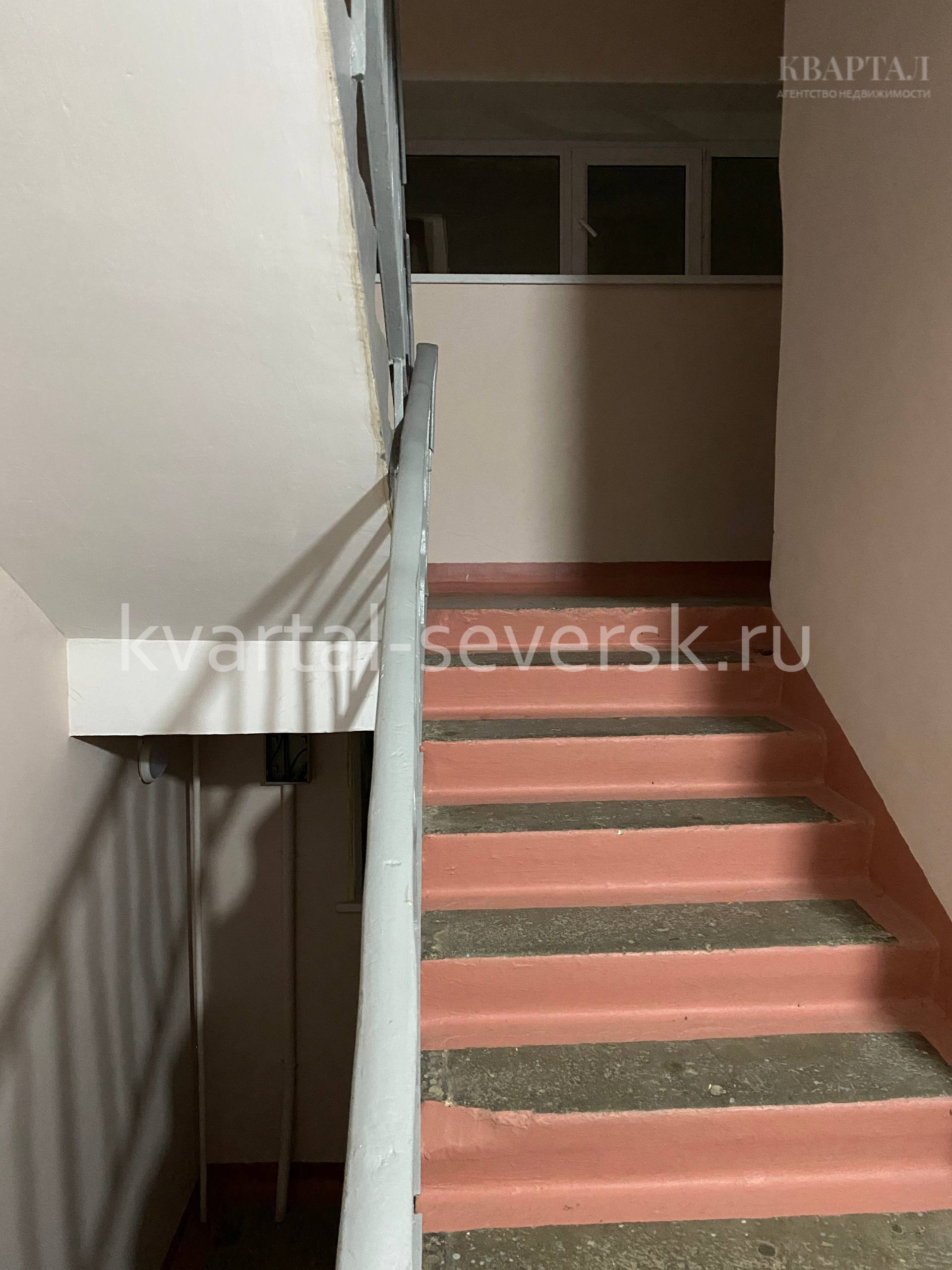 Продажа 4 к. квартира в г. Северске на ул. Солнечная, 21 — 88 м², 9/9 эт.