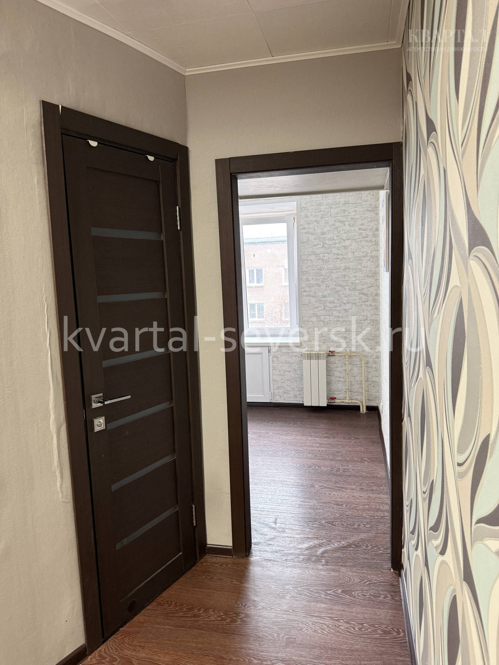 2 к. квартира в г. Северске на ул. Калинина, д. 97 —  41.9 м², 5/5 эт.