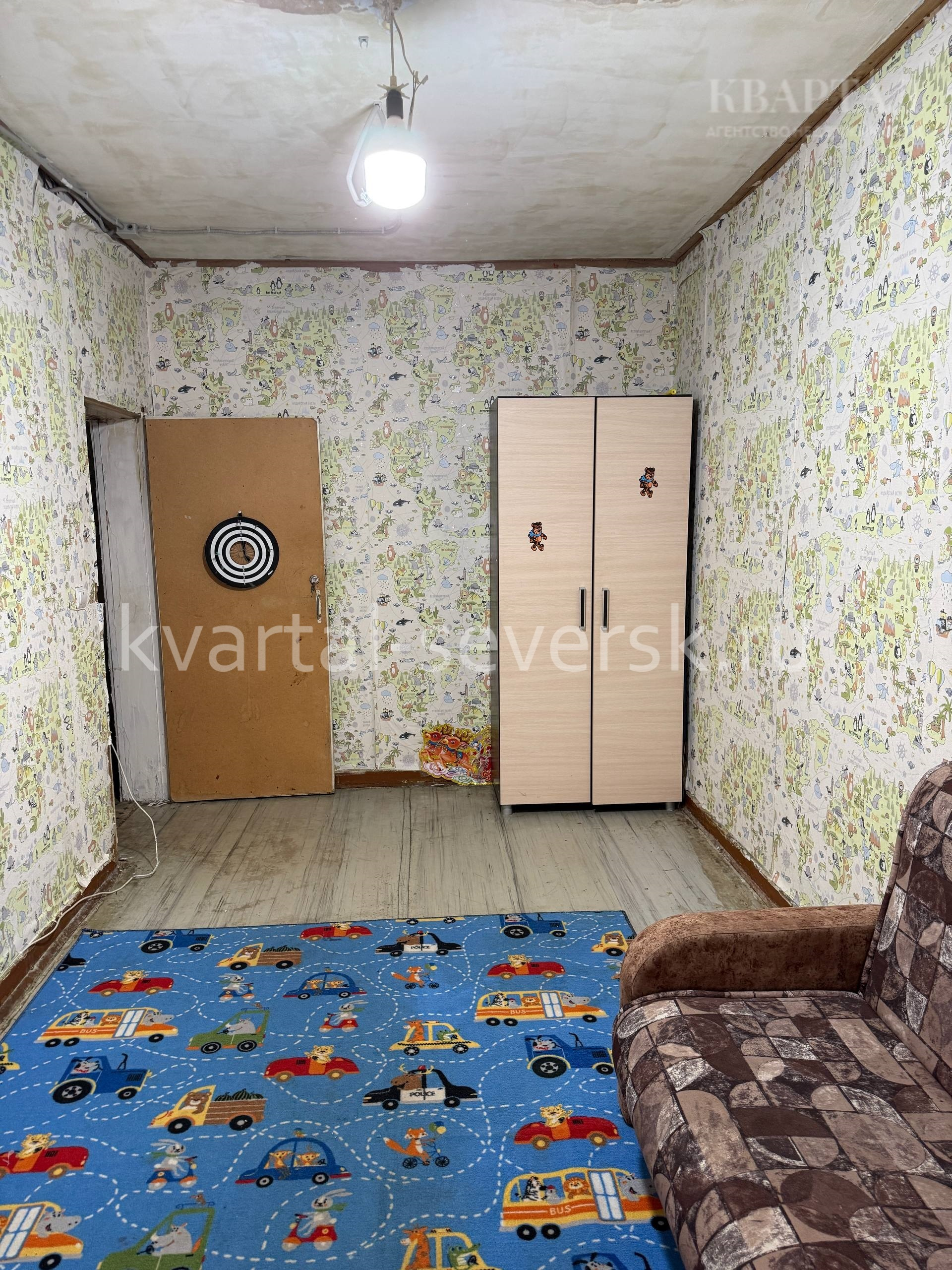 Продажа 3 к. квартиры в г. Северске на ул. Комсомольская, д. 22А — 79.5 м², 2/2 эт.