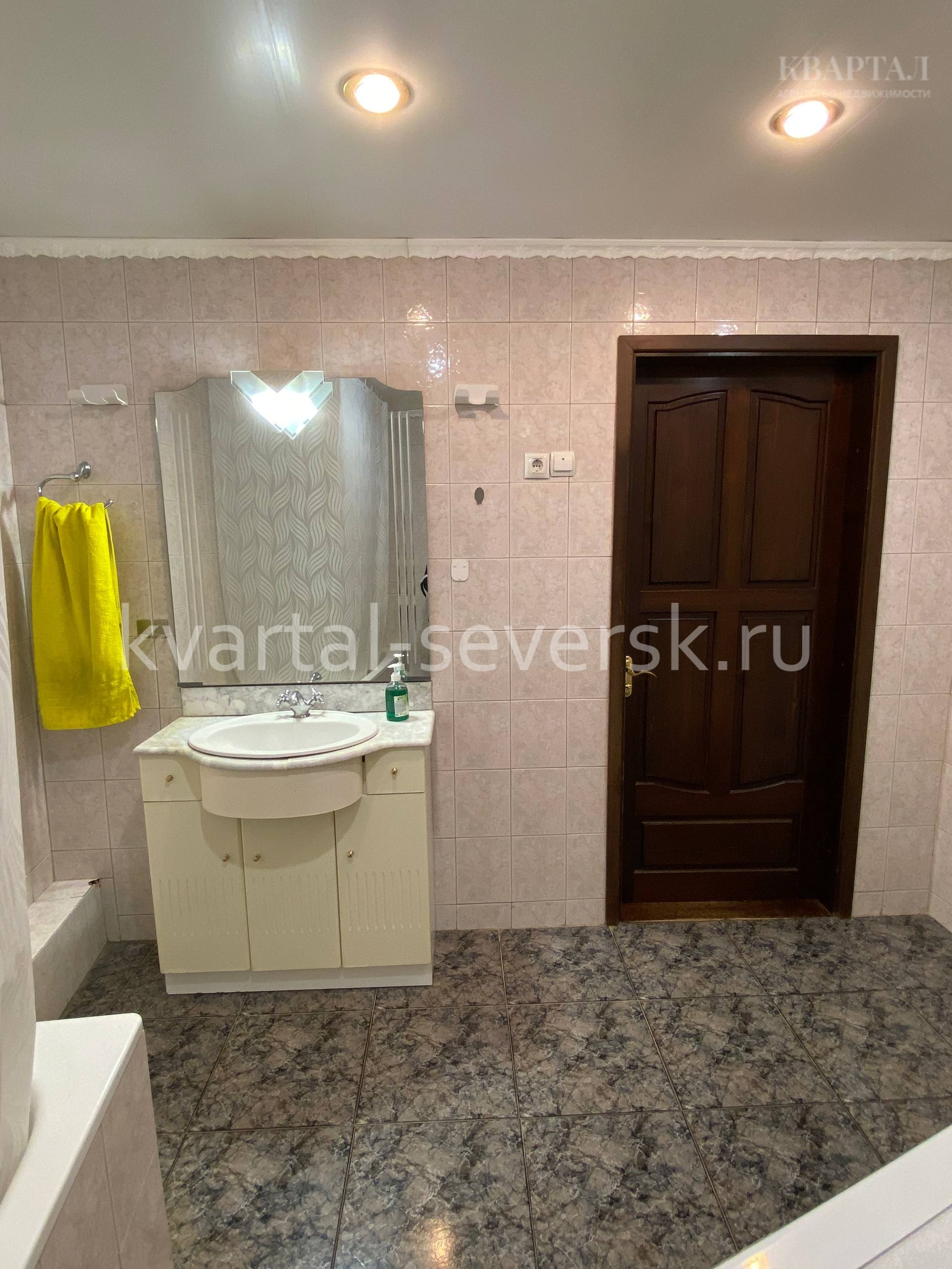 Продажа 4 к. квартира в г. Северске на ул. Солнечная, 21 — 88 м², 9/9 эт.