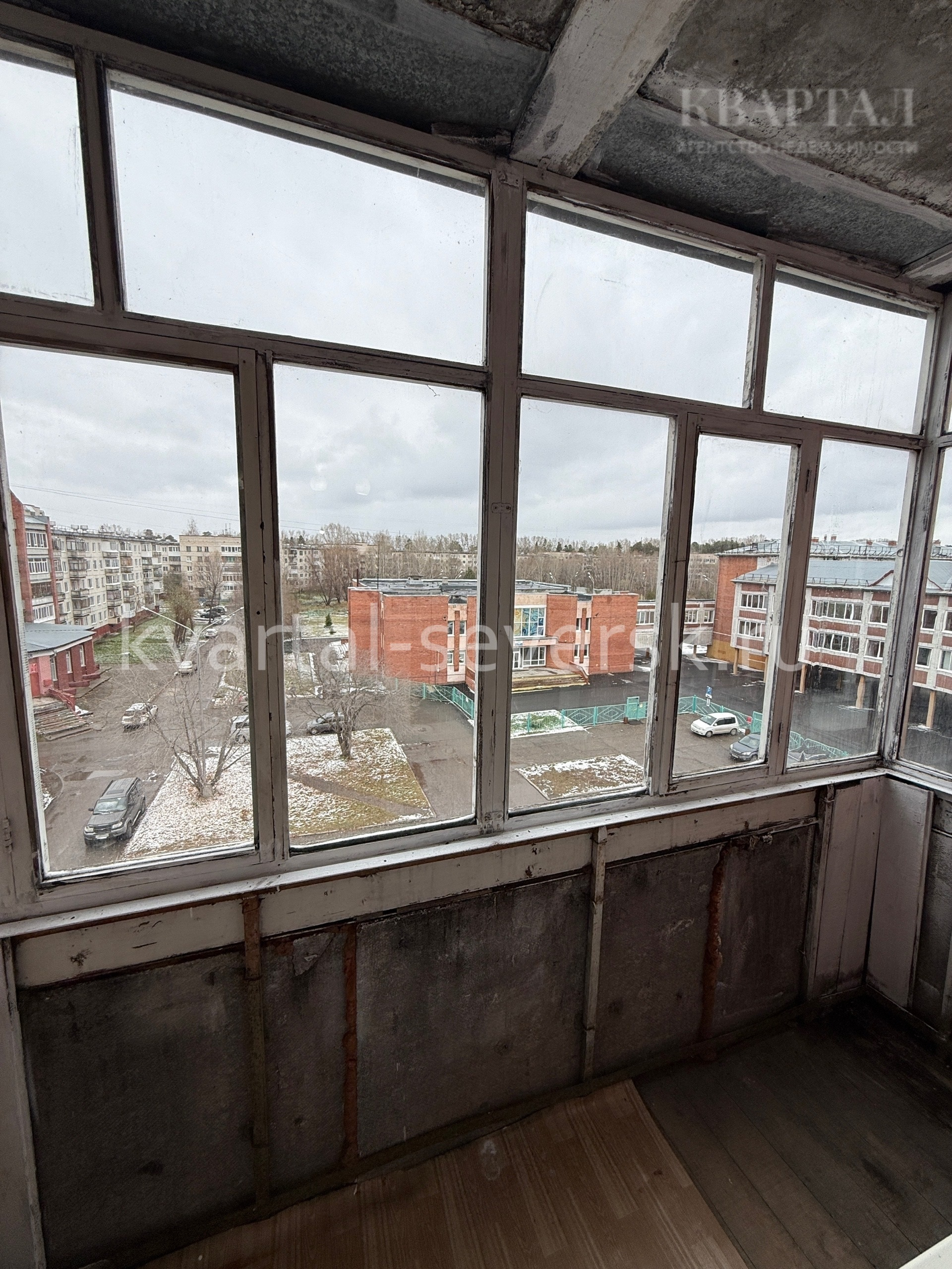 Продажа 3 к. квартира в г. Северске на ул. Горького, 30 — 60,5 м², 5/5 эт.