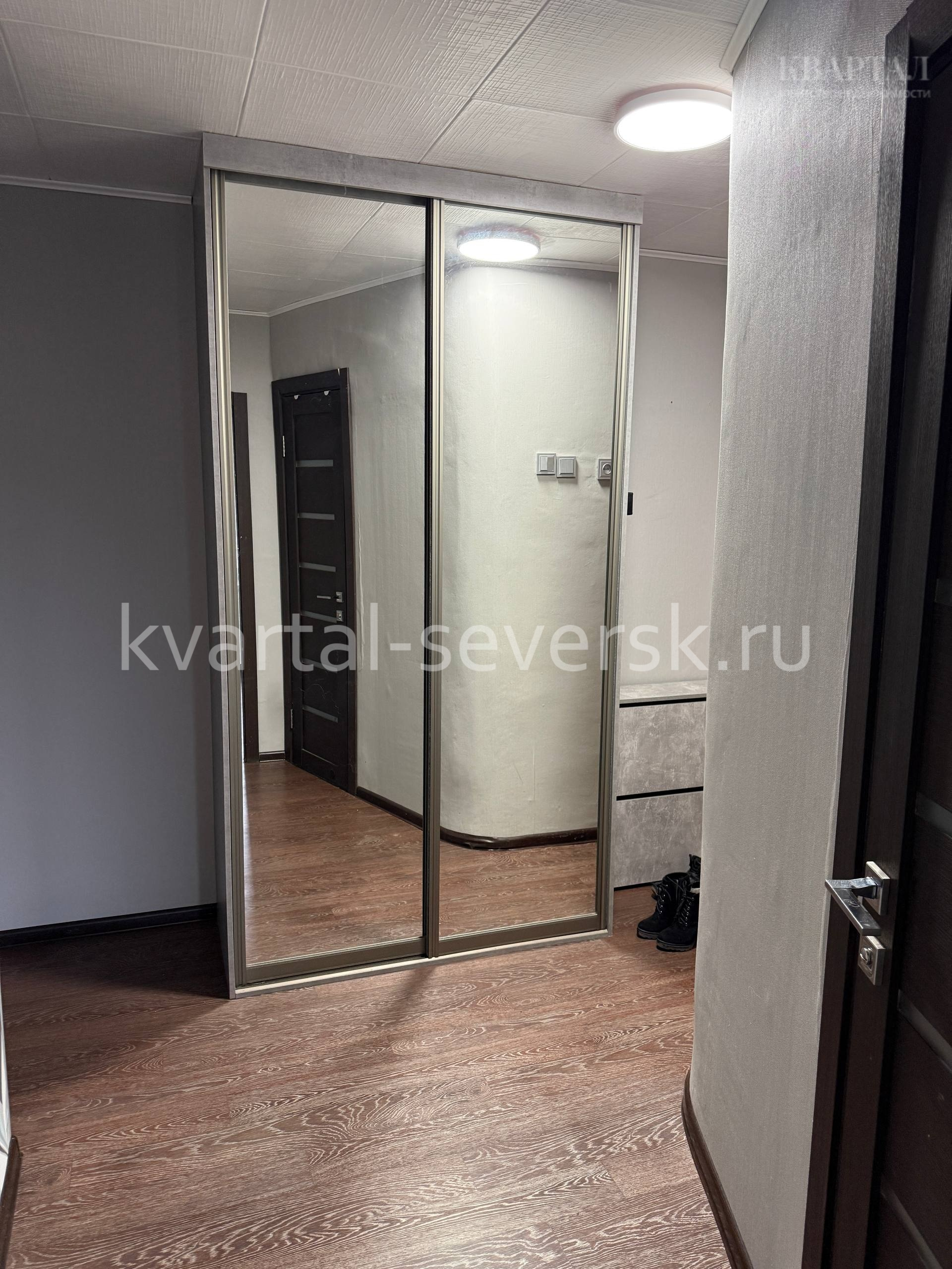 2 к. квартира в г. Северске на ул. Калинина, д. 97 —  41.9 м², 5/5 эт.