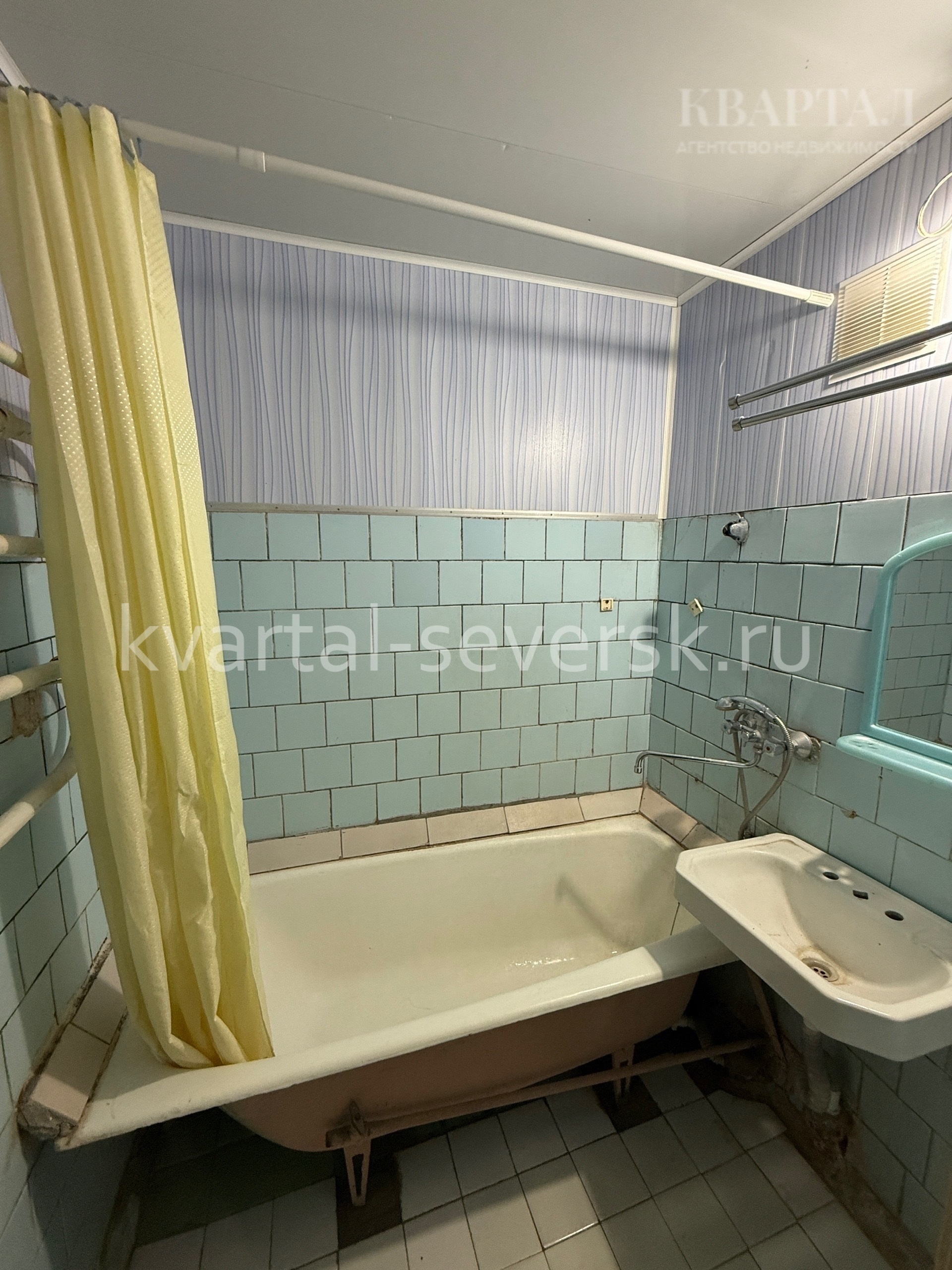 Продажа 3 к. квартира в г. Северске на ул. Горького, 30 — 60,5 м², 5/5 эт.