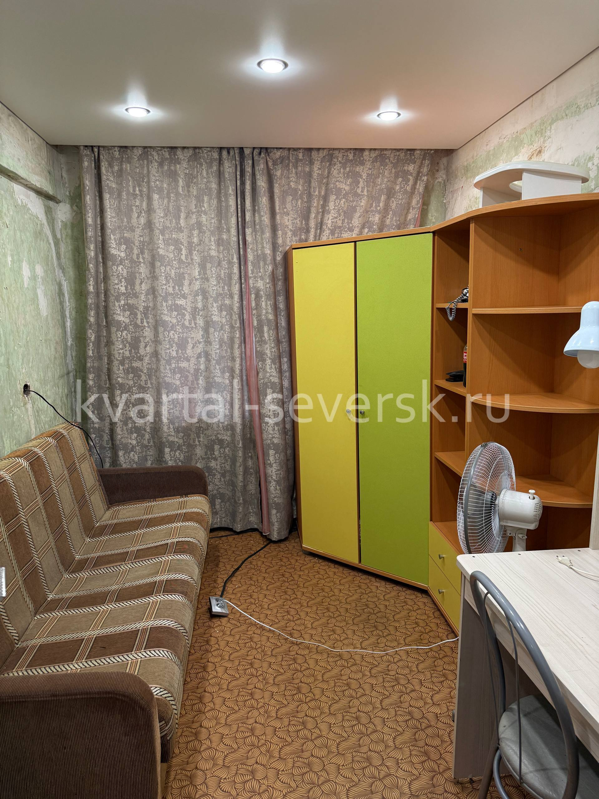 Продажа 3 к. квартиры в г. Северске на ул. Крупской, д. 8 — 54 м², 1/5 эт.
